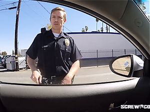 CAUGHT! black nymph gets busted deep throating off a cop